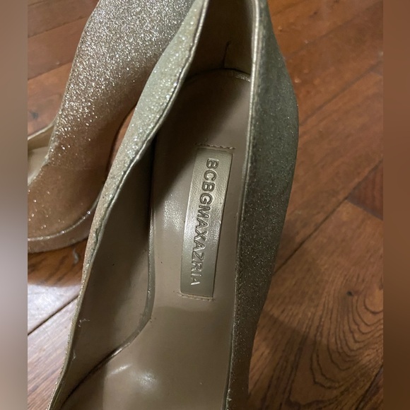 BCBG MAX AZARA gold platform shoes - Picture 3 of 6